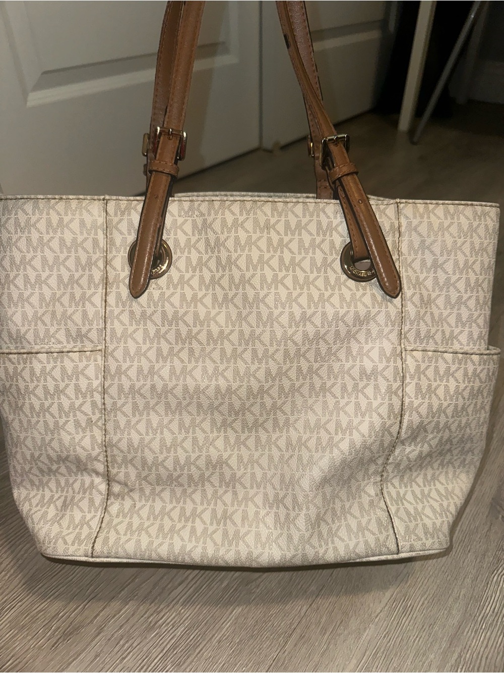 Michael Kors Jet Set Vanilla Signature Travel Tote Bag Purse